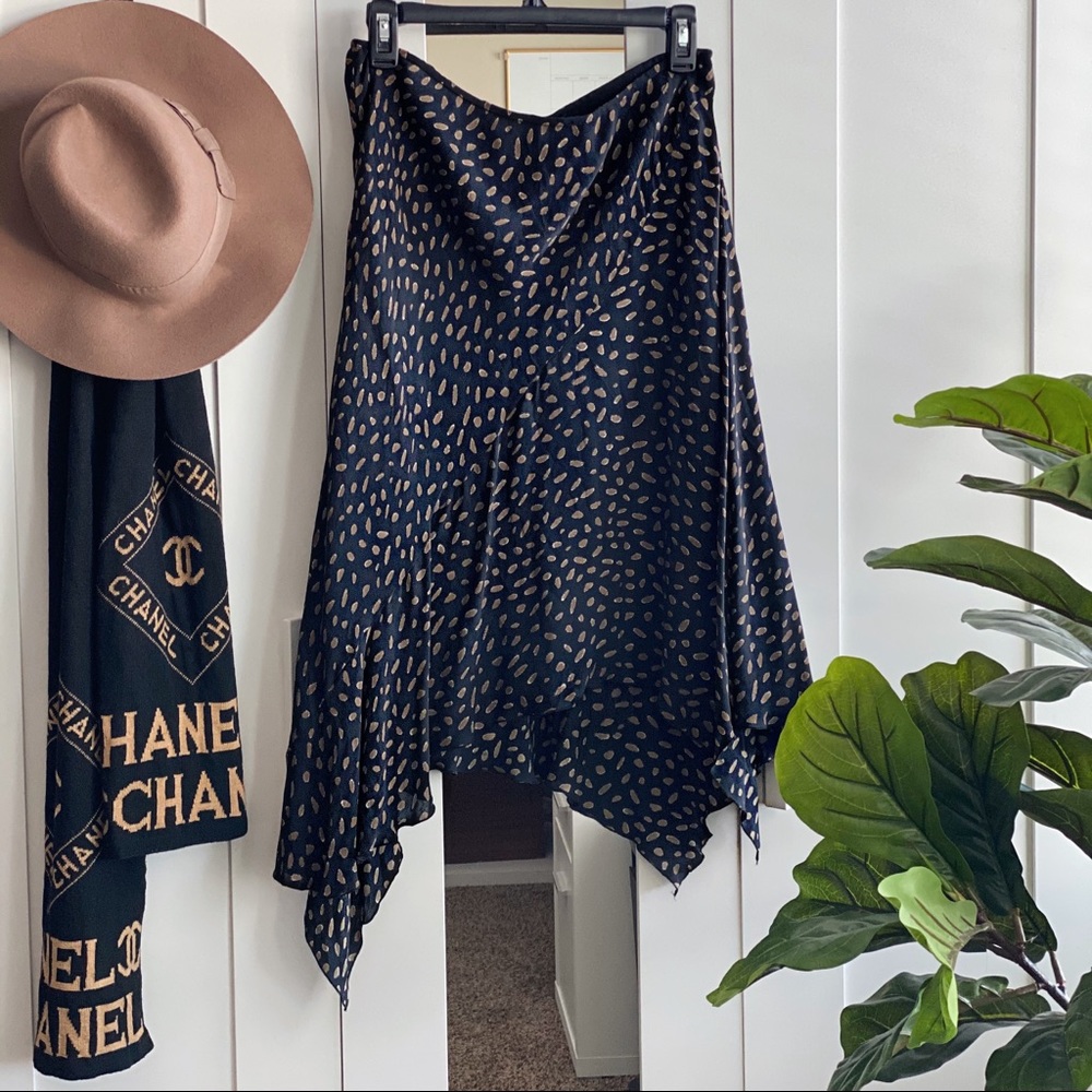 JOSEPHINE CHAUS • Silk • Mid - Skirt • Pixie Cut